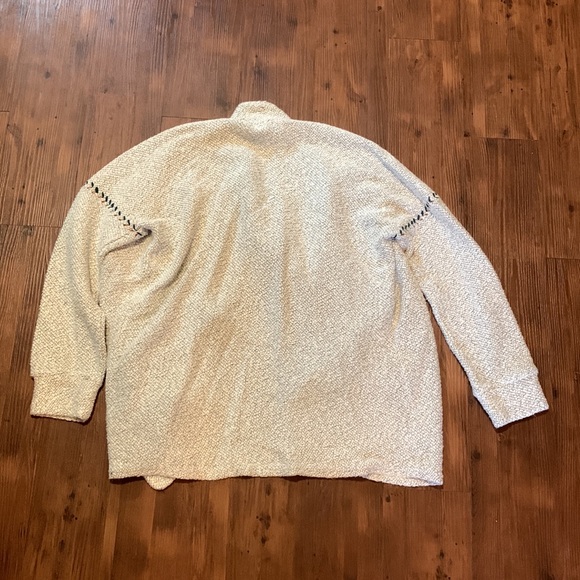 Lucky Brand Cardigan - Picture 5 of 6